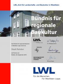 Urkunde zur Aufnahme der Stadt Rahden in das Bündnis für regionale Baukultur in Westfalen. <br>Foto: LWL<br />