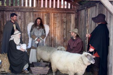 Eines der vielen Programmhighlights ist die "lebende Krippe" mit der heiligen Familie, Engeln und vielen Tieren. Foto:LWL
