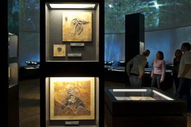 Letztmals geht es im Mai in den kostenlosen, öffentlichen Sonntagsführungen im LWL-Museum für Naturkunde in die Sonderausstellung ¿Messel on Tour¿. <br>Foto: LWL/Oblonczyk<br />