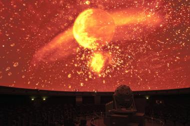 Der Kosmos steht im Mittelpunkt des astronomischen Vortrags im Planetarium. <br>Foto: LWL/Oblonczyk<br />