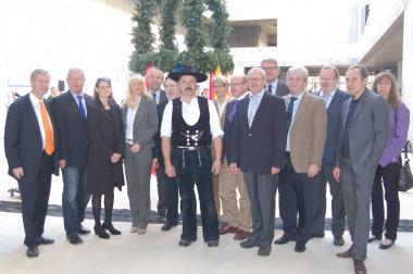 Halbzeit für den Neubau des LWL-Landesmuseums für Kunst und Kulturgeschichte - heute wurde das Richtfest gefeiert.<br>Foto: LWL<br /><br><i>Eine ausführliche Bildzeile zu dem oberen Bild finden Sie am Ende der Pressemitteilung.<br /></i>