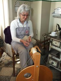 Spinnen ist in ¿ das TextilWerk bietet einen Workshop an. <br>Foto: LWL<br />