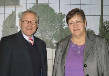 LWL-Direktor Dr. Wolfgang Kirsch begrüßte Karola Geiß-Netthöfel im LWL-Landeshaus.<br>Foto: LWL<br />