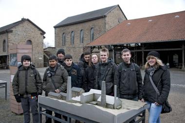 Die Schüler der Hauptschule an der Emmastraße sammelten Eindrücke im LWL-Industriemuseum Zeche Nachtigall, die sie in den kommenden Wochen in Musik umsetzen werden. <br>Foto: LWL / A. Hudemann<br />