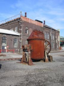 Bessemerbirne vor dem Bessemer-Stahlwerk der Henrichshütte. <br>Foto: LWL<br />