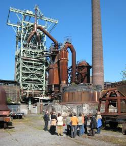 Die Henrichshütte erkunden - mit Gebärdendolmetscher. <br>Foto: LWL / A. Hudemann<br/>