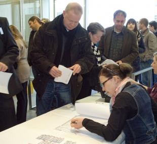 Großer Andrang herrschte bei der dritten Tagung der LWL-Archäologie für Westfalen. Fast 350 Besucher wollten den 18 Vorträgen über neueste Forschungsergebnisse, Ausgrabungen und Funde sowie aktuelle Projekte zuhören. <br>Foto: LWL/Brentführer<br />