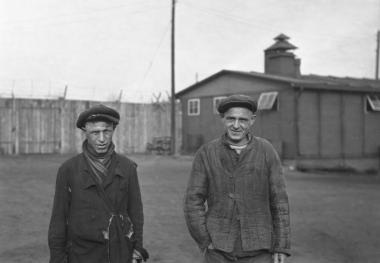 Zwangsarbeiter auf der Zeche Adolf von Hansemann, Dortmund-Mengede, wahrscheinlich 1943. <br>Foto: Deutsches Bergbau-Museum, Bochum<br />