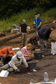 Auf den Spuren früher Stahlerzeugung: Archäologie im Siegerland. <br>Foto: LWL<br />