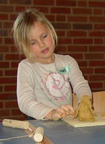 Kleine Dinosaurier werden im Museum wieder lebendig. <br>Foto: LWL/Kulke<br />