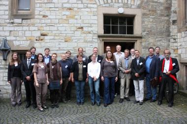 Gut besucht war der erste wissenschaftliche Workshop, dem die Stadtarchäologie Paderborn einlud. Studierende und erfahrene Archäologen tauschten sich insbesondere über die gesetzlichen Neuerungen aus. <br>Foto: LWL/Stadtarchäologie Paderborn<br />