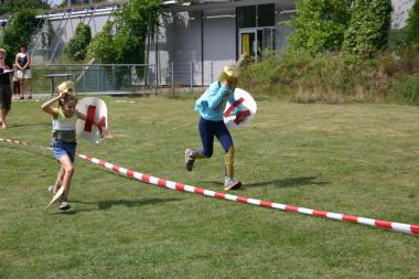 "Dabei sein ist alles!" heißt es im viertägigen Olympia-Workshop. Der Ehrgeiz wird aber trotzdem geweckt und treibt die kleinen Olympioniken zu Höchstleistungen an. <br>Foto: LWL/Kenzler <br />