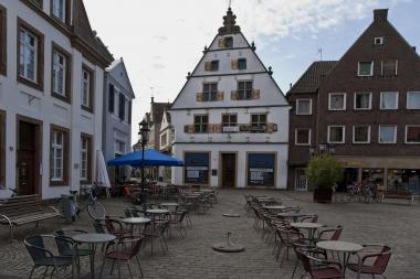 Der LWL hat das Bürgerhaus Marktplatz 12 in Rheine als Denkmal des Monats ausgezeichnet. <br>Foto: Hermann Willers<br />