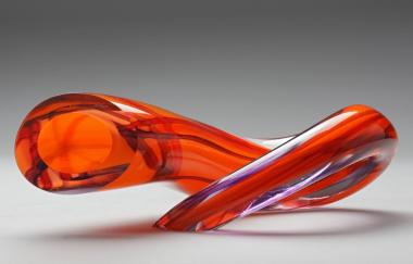 Maria Völkel: Orange Tube, geblasenes Glas, geschliffen. <br>Foto: LWL / M. Holtappels<br />