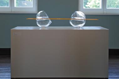 25, geblasenes und geschliffenes Glas. Arbeit von Wilfried Grootens. <br>Foto: LWL/M. Holtappels<br />