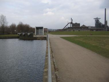 Wasserwege rund um die Henrichshütte erkunden die Teilnehmer der Grünen Werkstatt. <br>Foto: LWL/Ehses<br />