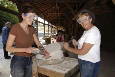 Bildhauerworkshop auf Zeche Nachtigall. <br>Foto: LWL/Hudemann