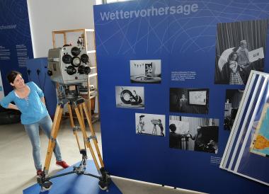 Auch die aktuelle Sonderausstellung ¿Regen, Schnee & Hagel¿ im Schiffshebewerk beschäftigt sich mit dem Thema Wettervorhersage. <br>Foto: LWL/Appelhans