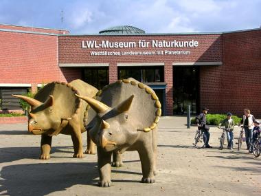 Außenansicht des LWL-Museums für Naturkunde mit Planetarium.<br>Foto: LWL