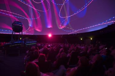 Im Planetarium bei Live-Elektronikmusik den Abend genießen. <br>Foto: Oblonczyk/LWL