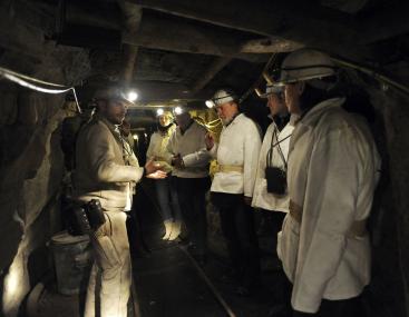 Stollenführung im Besucherbergwerk der Zeche Nachtigall. <br>Foto: LWL/Appelhans