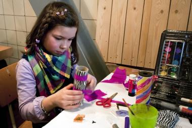 Werkeln in der Kinderwerkstatt. <br>Foto: LWL 