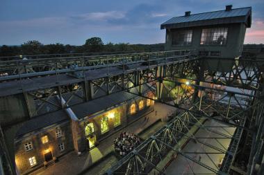 Abendstimmung im Schiffshebewerk Henrichenburg. <br>Foto: LWL/Hudemann 