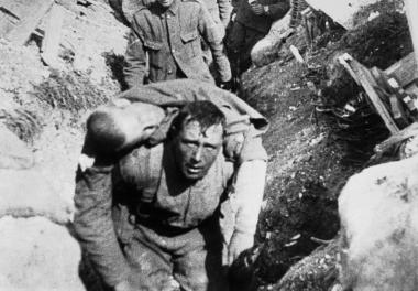 Einer der ersten Kriegsfilme: ¿The Battle of the Somme¿ (GB 1916). <br>Foto: Wikimedia Commons