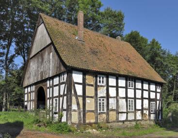 Die Leibzucht wurde Ende des 17. Jahrhunderts gebaut, damit ist sie das zweitälteste der erhaltenen Gebäude auf dem Hof Betke.<br>Foto: LWL/Herden-Hubertus