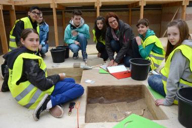 Ab ins GrabungsCAMP beim Familiensonntag im LWL-Museum für Archäologie. <br>Foto: LWL/Quickels