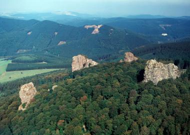 Vielfach finden sich Einflüsse der keltischen Kultur in Südwestfalen, wie beispielsweise im Fundgut der imposanten Wallburg auf den Bruchhauser Steinen bei Olsberg, Hochsauerlandkreis. <br>Foto: LWL/Menne