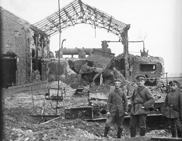 Die Filmreihe in der Henrichshütte findet begleitend zu den aktuellen Ausstellungen statt statt. Hier ein Foto aus der Schau ¿Front 14/18¿. <br>Foto: LWL 