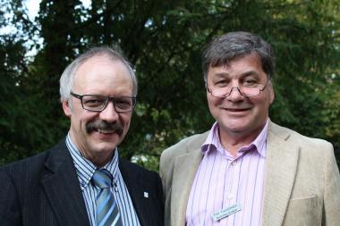 Prof. Dr. Dr. Ulrich Sprick und Prof. Dr. Ulrich Trenckmann, Ärztlicher Direktor der LWL-Klinik Hemer. <br>Foto: LWL/Nehm 