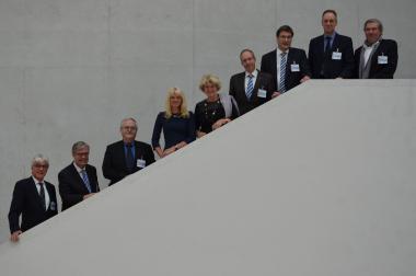 (v.l.n.r.) Dr. Volker Rodekamp, Dr. Hermann Arnhold, Prof. Dr. Bernd Günter, Dr. Barbara Rüschoff-Thale, Prof. Monika Grütters, Matthias Löb, Prof. Dr. Eckart Köhne, Prof. David Gaimster,  Prof. Dr. Bernhard Graf. <br>Foto: LWL