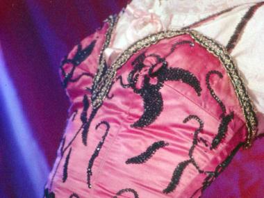 Endlich wieder Luxus ¿ mit seidenen Korsetts für den New-Look der 1950er. <br>Foto: LWL/Wirtz 