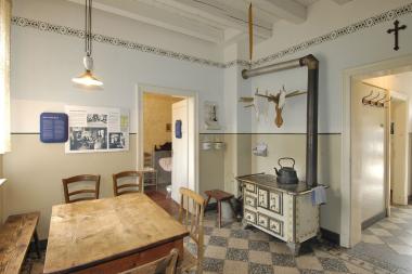 Blick in die Küche des Arbeiterhauses.<br>Foto: LWL 