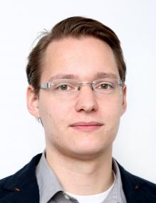 Der Historiker Mathias Wagener präsentiert Ergebnisse seiner Master-Arbeit im Schiffshebewerk.<br>Foto: LWL 