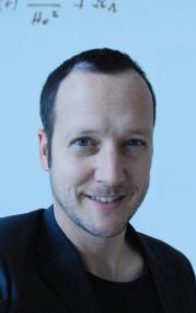 Prof. Dr. Philipp Richter, Leiter des Instituts für Physik und Astronomie der Universität Potsdam hält einen Vortrag im LWL-Planetarium. <br>Foto: Richter 