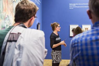 Eine Führung für blinde und sehbehinderte Menschen sowie für ihre Freunde und Familien bietet das LWL-Museum für Kunst und Kultur an.<br>Foto: LWL