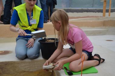 Das Grabungscamp am Familiensonntag - ein Ort für Groß und Klein! <br>Foto: LWL