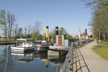 Der Rundgang am 22. Mai führt zu den historischen Schiffen am Oberwasser des Hebewerks. <br>Foto: LWL/Hudemann