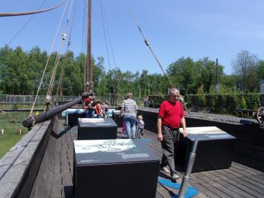 Auf dem Ruhrnachen ¿Ludwig Henz¿ gibt es für Besucher viel zu entdecken.<br>Foto: LWL/Hudemann