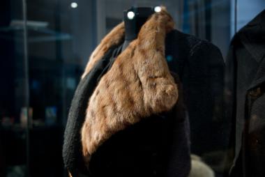 Wintermäntel waren kaum zu bekommen ¿ besonders die von guter Qualität.<br>Foto: LWL/Hudemann