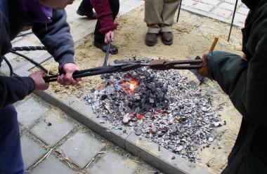 Schmieden für Anfänger im LWL-Museum für Archäologie in Herne. <br>Foto: LWL/Lagers