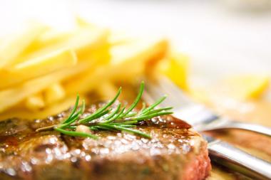 Stärkung nach dem Rundgang: Das Restaurant ¿Papachristos¿ sorgt für die Bewirtung der Teilnehmer.<br>Foto: LWL/Weigl