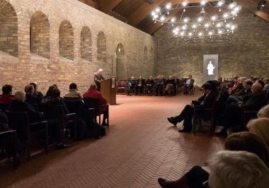 Gut besucht war der öffentliche Abendvortrag mit Prof. Dr. Manfred Balzer in der Aula der Kaiserpfalz.<br>Foto: LWL/K. Burgemeister