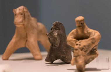 Mensch und Tier im Einklang: Die Sonderausstellung "Wildes Westfalen" zeigt das an diesem Wochenende zum letzten Mal. Ab Montag werden die Ausstellungsstücke und Bilder abgebaut.<br>Foto: LWL/Burgemeister