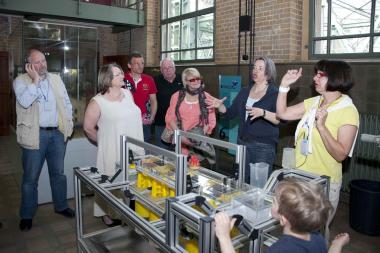 Integrative Führung im LWL-Industriemuseum Schiffshebewerk Henrichenburg.<br>Foto: LWL