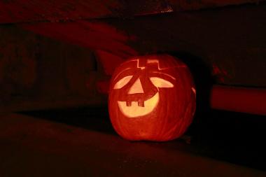Lagerfeuer und Kürbissuppe erwartet die Besucherinnen der Halloween-Nacht im LWL-Industriemuseum.<br>Foto: Daniela Sczepanski