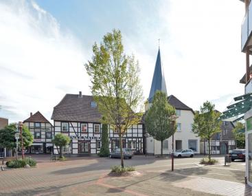 Der LWL hat den Kirchplatz in Rahden als Denkmal des Monats ausgezeichnet.<br>Foto: LWL/Dülberg